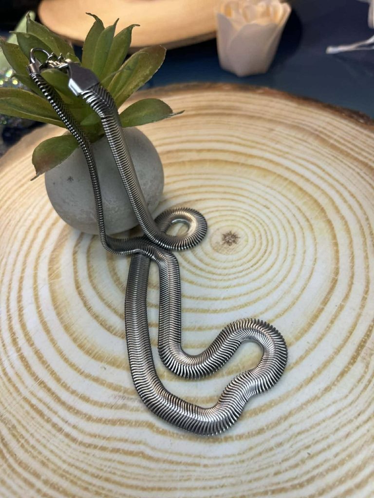 ✨ UShine.gr: Ατσάλινο κολιέ φίδι (snake chain) σε ασημί απόχρωση No 1299