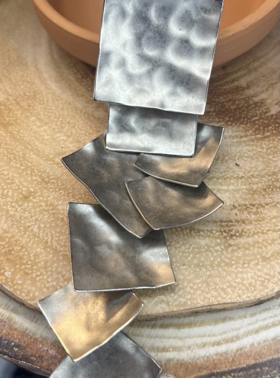 ✨ UShine.gr: Χειροποίητο statement κολιέ με γεωμετρικά μεταλλικά στοιχεία No 1309