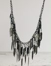 ✨ UShine.gr: Κολιέ Boho με φτερά & μαύρες χάντρες No 1312