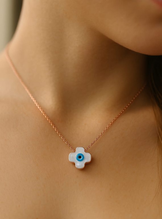 ✨ UShine.gr: Κολιέ τετράφυλλο ματάκι με λευκό κεραμικό στοιχείο No 1315