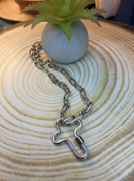 ✨ UShine.gr: Ατσάλινο chunky κολιέ με κούμπωμα σε σχήμα σταυρού No 1316