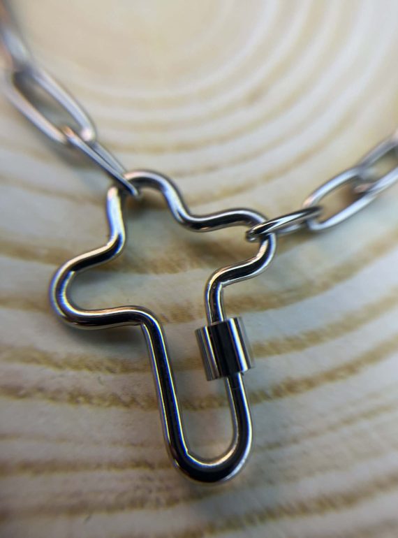 ✨ UShine.gr: Ατσάλινο chunky κολιέ με κούμπωμα σε σχήμα σταυρού No 1316