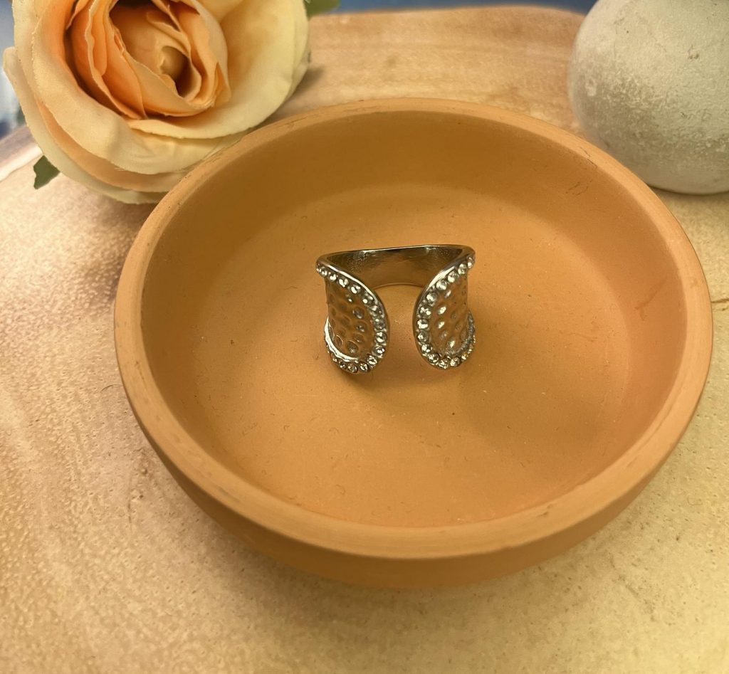 ✨ UShine.gr: Ατσάλινο Δαχτυλίδι Double Leaf με Κρύσταλλα (Ασημί) No 1321