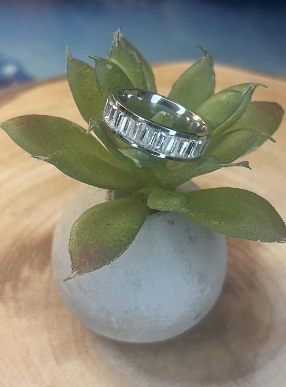 ✨ UShine.gr: Ατσάλινο Δαχτυλίδι Baguette Eternity (Ασημί) No 1324