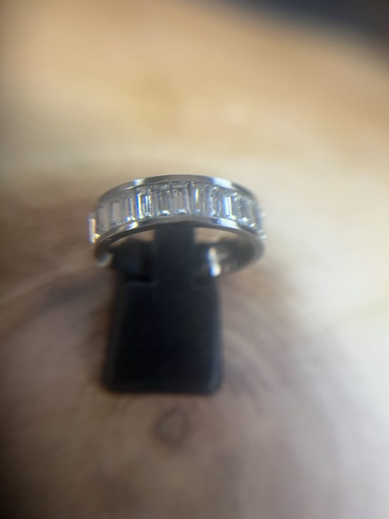 ✨ UShine.gr: Ατσάλινο Δαχτυλίδι Baguette Eternity (Ασημί) No 1324