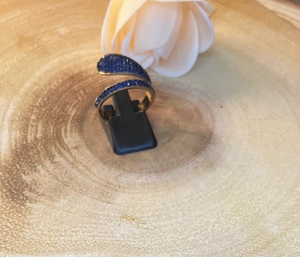 ✨ UShine.gr: Ατσάλινο wrap δαχτυλίδι με μπλε κρύσταλλα (ροζ-χρυσό) No 1327