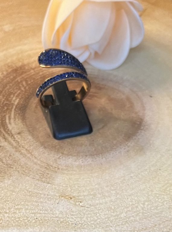 ✨ UShine.gr: Ατσάλινο wrap δαχτυλίδι με μπλε κρύσταλλα (ροζ-χρυσό) No 1327