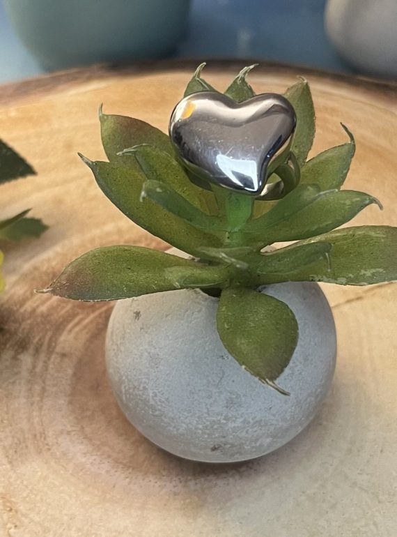 ✨ UShine.gr: Ατσάλινο statement δαχτυλίδι καρδιά με γυαλιστερό φινίρισμα No 1352