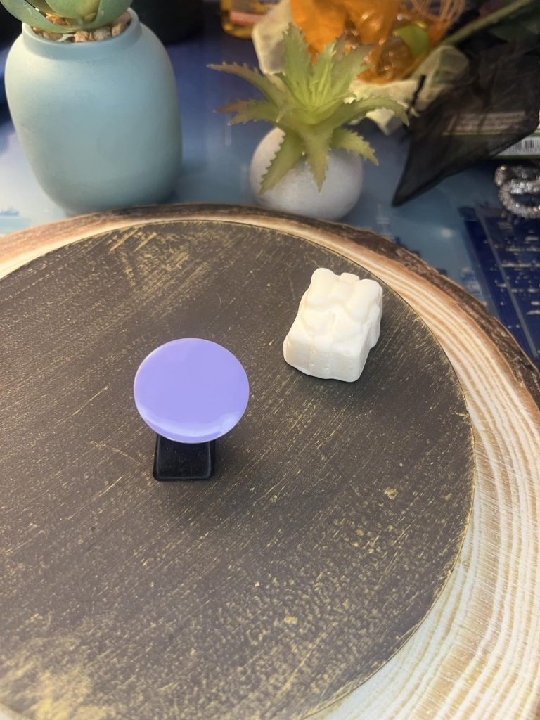 ✨ UShine.gr: Ατσάλινο statement δαχτυλίδι οβάλ με glossy επιφάνεια (λιλά) No 1353