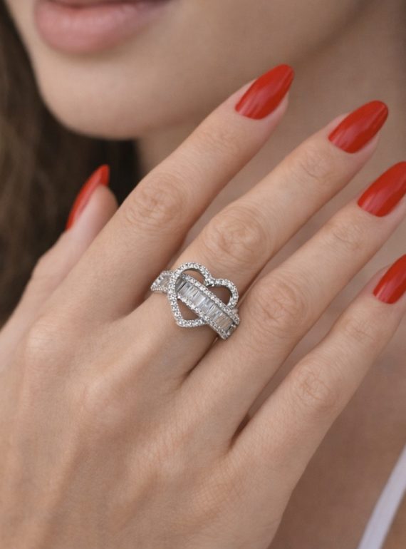 ✨ UShine.gr: Ατσάλινο statement δαχτυλίδι Infinity με baguette κρυστάλλους No 1357