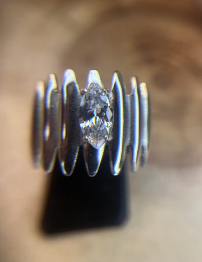 ✨ UShine.gr: Χειροποίητο Ατσάλινο statement δαχτυλίδι wide band με marquise κρύσταλλο (ασημί) No 7037