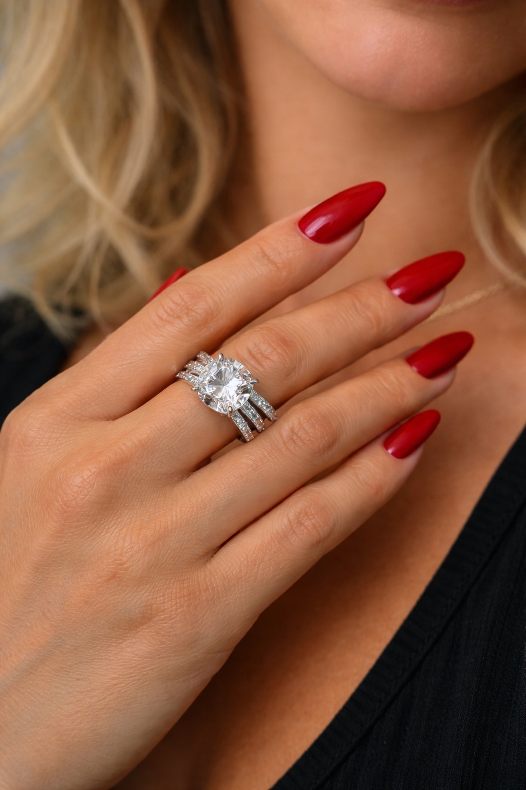 ✨ UShine.gr: Ατσάλινο statement δαχτυλίδι με τετράγωνο κρύσταλλο & pavé λεπτομέρειες No 1362