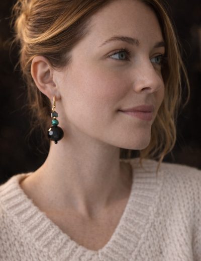 ✨ UShine.gr: Ατσάλινα σκουλαρίκια με μαύρες χάντρες & μεταλλικές λεπτομέρειες No 1375