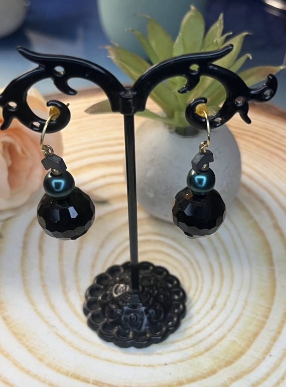 ✨ UShine.gr: Ατσάλινα σκουλαρίκια με μαύρες χάντρες & μεταλλικές λεπτομέρειες No 1375