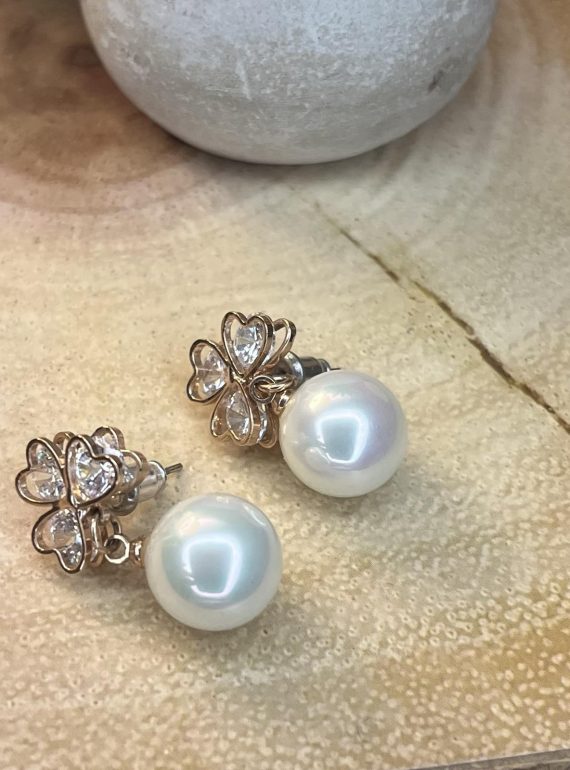 ✨ UShine.gr: Ατσάλινα σκουλαρίκια με τριφύλλι & πέρλα (ασημί) No 1392