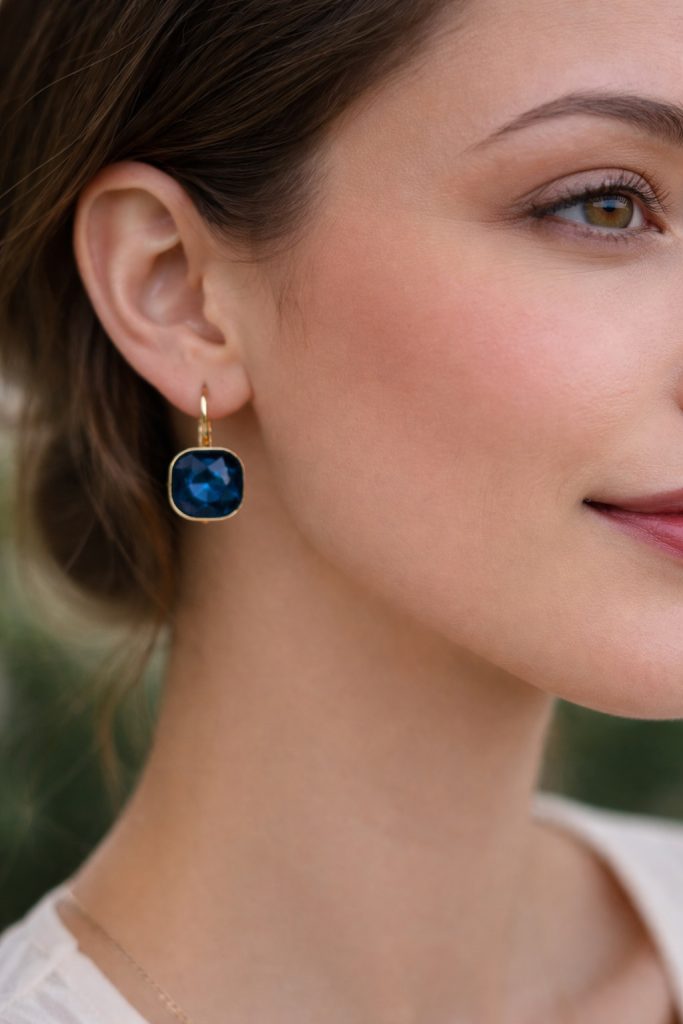 ✨ UShine.gr: Ατσάλινα σκουλαρίκια με τετράγωνο κρύσταλλο (μπλε) No 1394