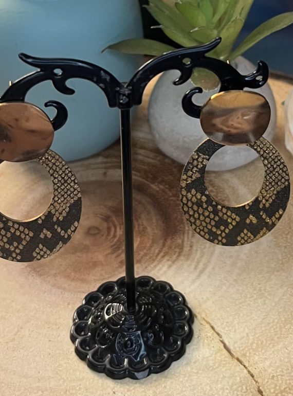 ✨ UShine.gr: Ατσάλινα σκουλαρίκια οβάλ Snake Print (μαύρο & χρυσό) No 1395