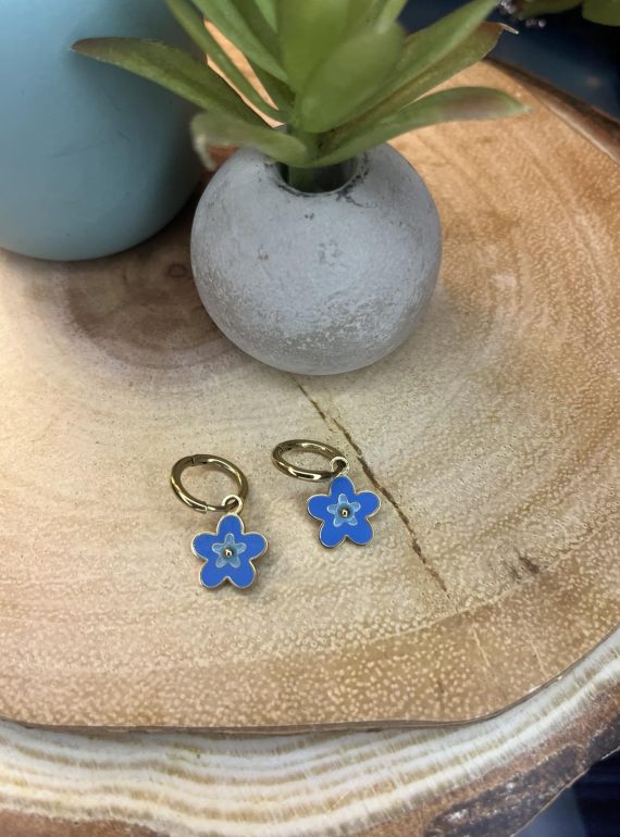 ✨ UShine.gr: Ατσάλινα σκουλαρίκια κρίκοι με μπλε λουλούδι (χρυσό) No 1398