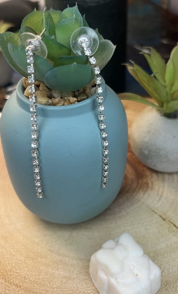 ✨ UShine.gr: Ατσάλινα σκουλαρίκια μακριά με λαμπερή strass αλυσίδα (ασημί) No 1402