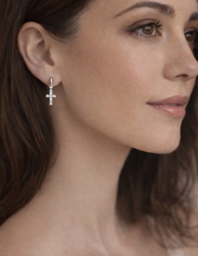 ✨ UShine.gr: Ατσάλινα σκουλαρίκια σταυρός με λαμπερά κρύσταλλα No 1403