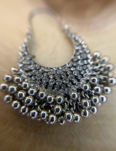 ✨ UShine.gr: Ατσάλινα σκουλαρίκια boho crescent με κρύσταλλα & μεταλλικές μπίλιες (ασημί) No 1407