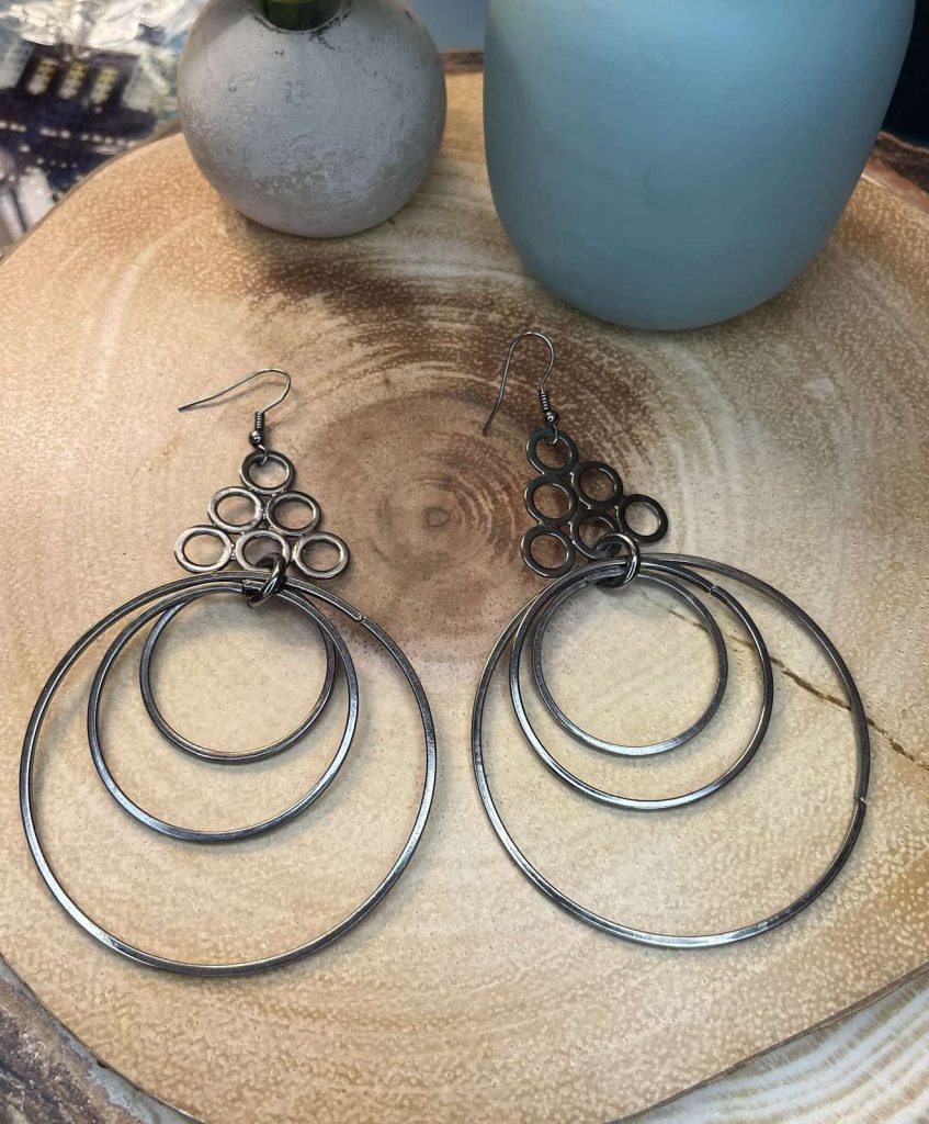 ✨ UShine.gr: Ατσάλινα σκουλαρίκια γεωμετρικά με πολλαπλούς κρίκους (ασημί) No 1410