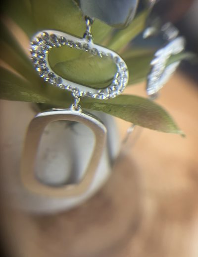 ✨ UShine.gr: Ατσάλινα σκουλαρίκια γεωμετρικά με κρύσταλλα & οβάλ κρίκο (ασημί) No 1417