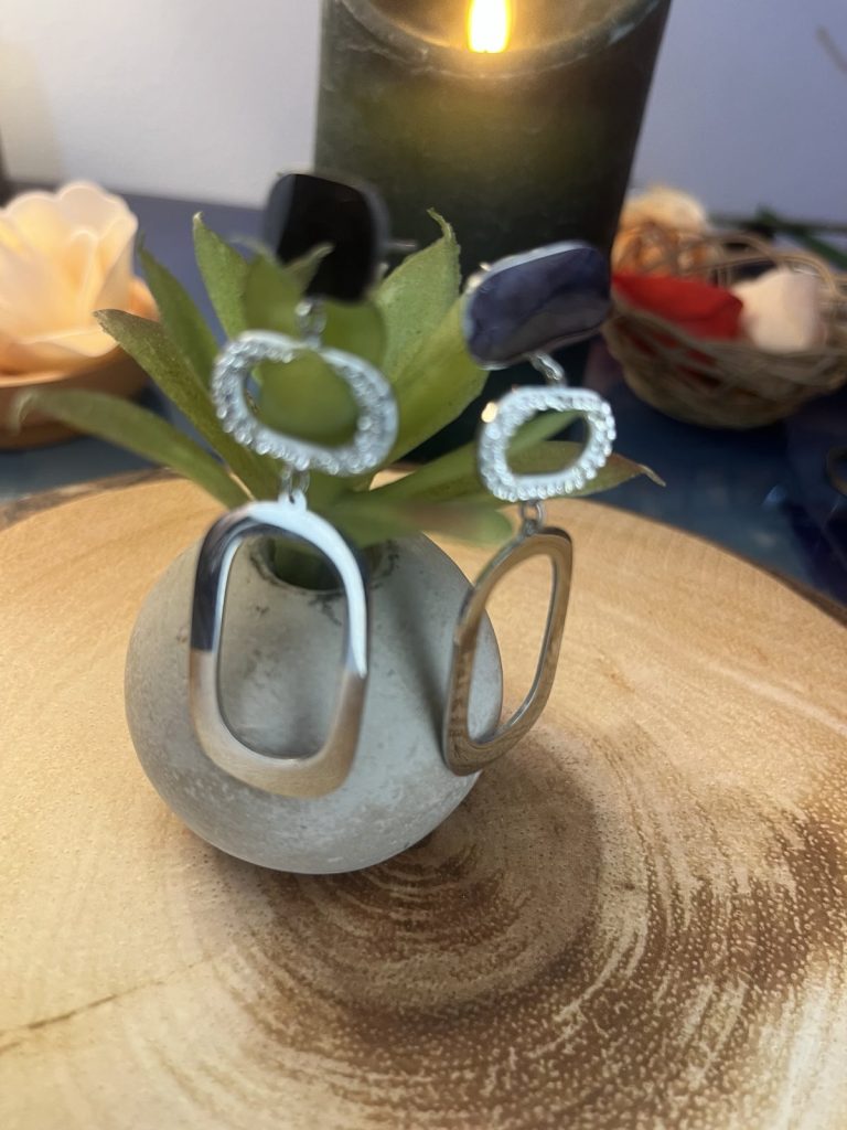 ✨ UShine.gr: Ατσάλινα σκουλαρίκια γεωμετρικά με κρύσταλλα & οβάλ κρίκο (ασημί) No 1417