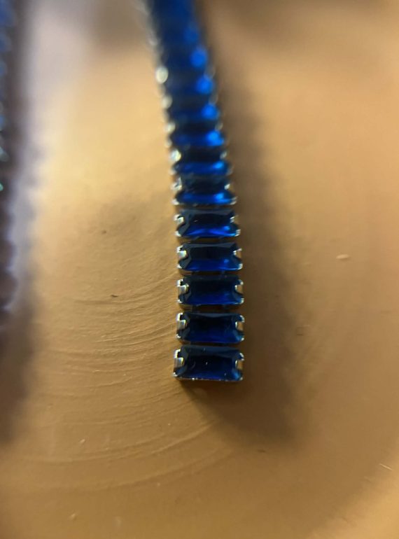 ✨ UShine.gr: Ατσάλινα σκουλαρίκια γραμμικά με μπλε κρύσταλλα (royal blue) No 1421