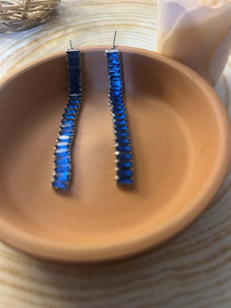 ✨ UShine.gr: Ατσάλινα σκουλαρίκια γραμμικά με μπλε κρύσταλλα (royal blue) No 1421