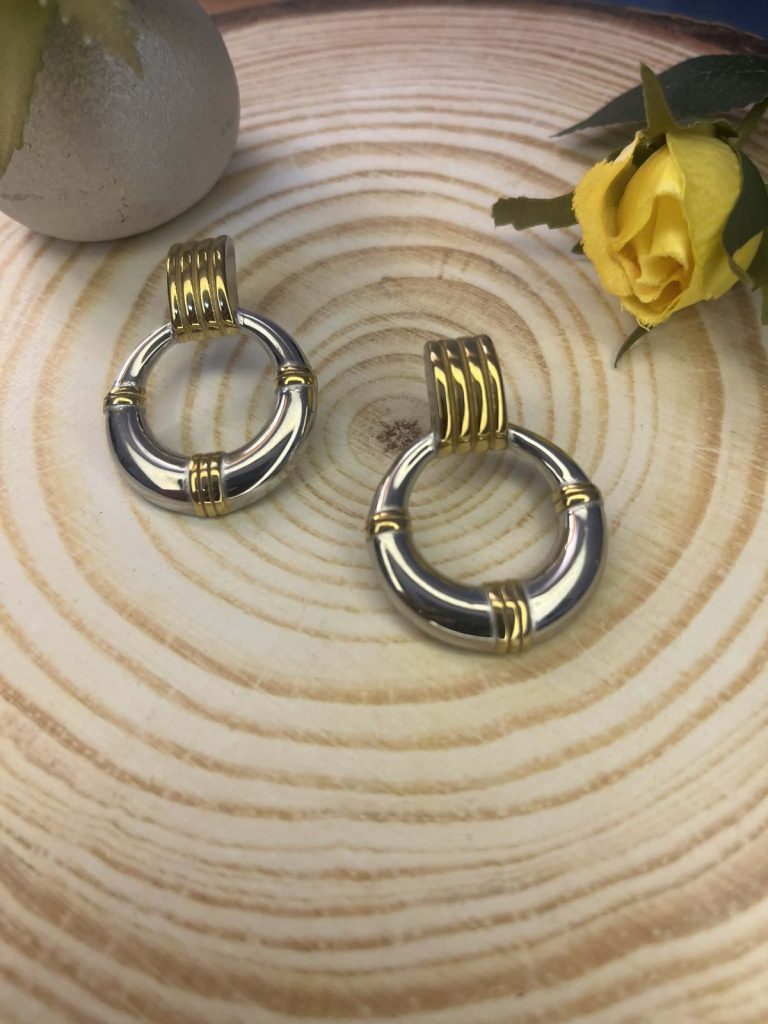 ✨ UShine.gr: Ατσάλινα σκουλαρίκια κρίκοι δίχρωμοι με χρυσές λεπτομέρειες (ασημί & χρυσό) No 1422