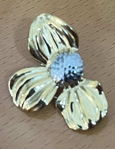 ✨ UShine.gr: Ατσάλινα Σκουλαρίκια Λουλούδι Δίχρωμα (Χρυσό & Ασημί) No 1423