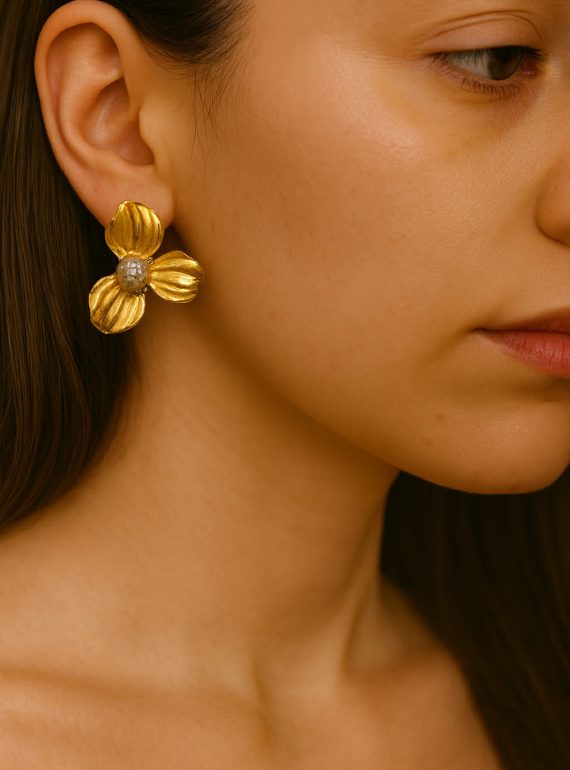 ✨ UShine.gr: Ατσάλινα Σκουλαρίκια Λουλούδι Δίχρωμα (Χρυσό & Ασημί) No 1423