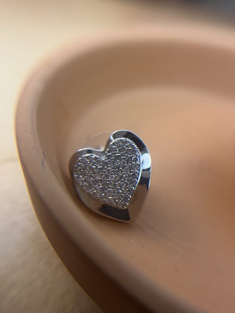 ✨ UShine.gr: Ατσάλινα Σκουλαρίκια Καρδιά με Λαμπερές Πέτρες No 1424