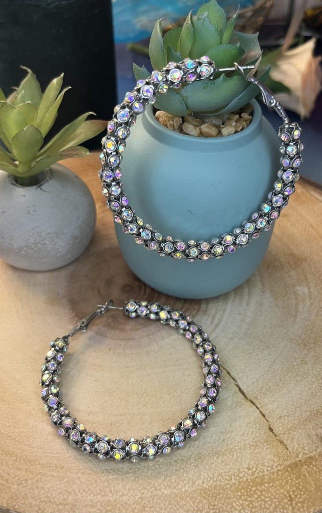 ✨ UShine.gr: Ατσάλινα Σκουλαρίκια Κρίκοι με Ιριδίζοντα Κρύσταλλα No 1425