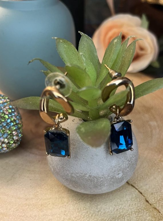 ✨ UShine.gr: Ατσάλινα Σκουλαρίκια με Μπλε Ορθογώνια Πέτρα σε Χρυσή Βάση No 1437