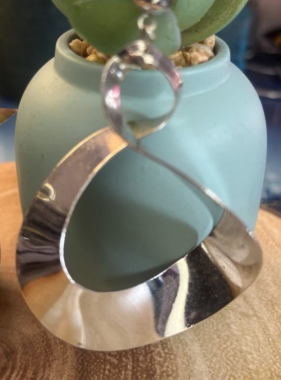 ✨ UShine.gr: Ατσάλινα σκουλαρίκια με αφηρημένο κυματιστό σχέδιο No 1442