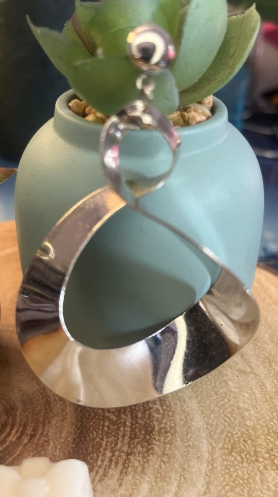 ✨ UShine.gr: Ατσάλινα σκουλαρίκια με αφηρημένο κυματιστό σχέδιο No 1442