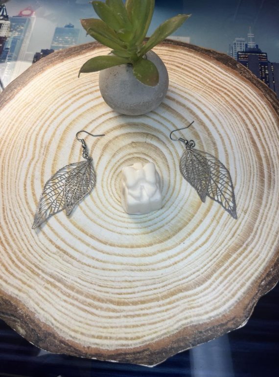 ✨ UShine.gr: Ατσάλινα σκουλαρίκια φύλλο με filigree σχέδιο σε ασημί No 1444