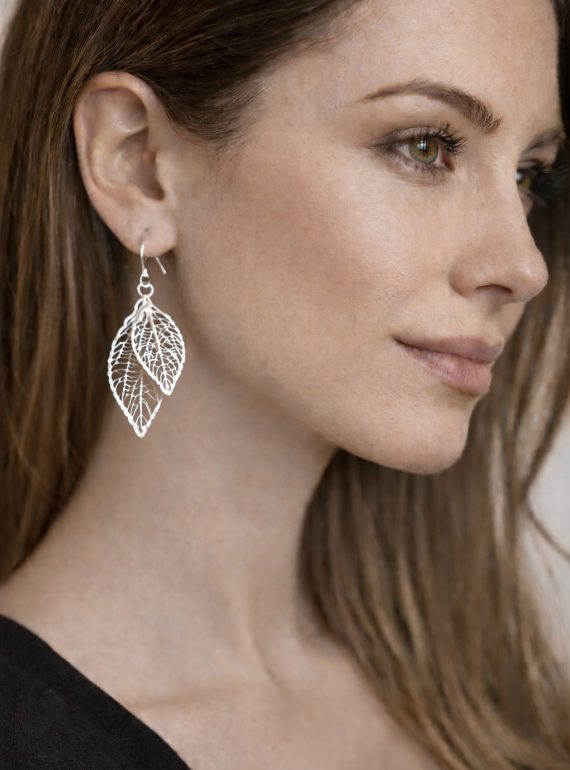 ✨ UShine.gr: Ατσάλινα σκουλαρίκια φύλλο με filigree σχέδιο σε ασημί No 1444