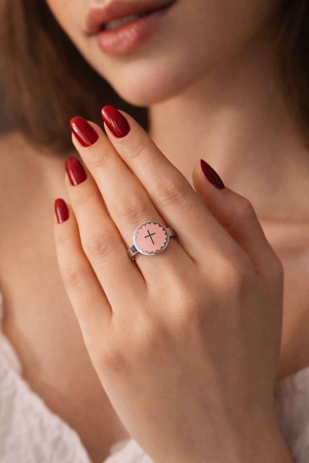 ✨ UShine.gr:Ατσάλινο Δαχτυλίδι με Ροζ Σμάλτο & Σταυρό No 1446