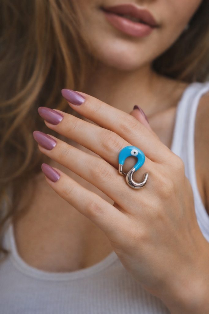 ✨ UShine.gr: Ατσάλινο δαχτυλίδι Κύκνος με γαλάζιο μάτι No 1451