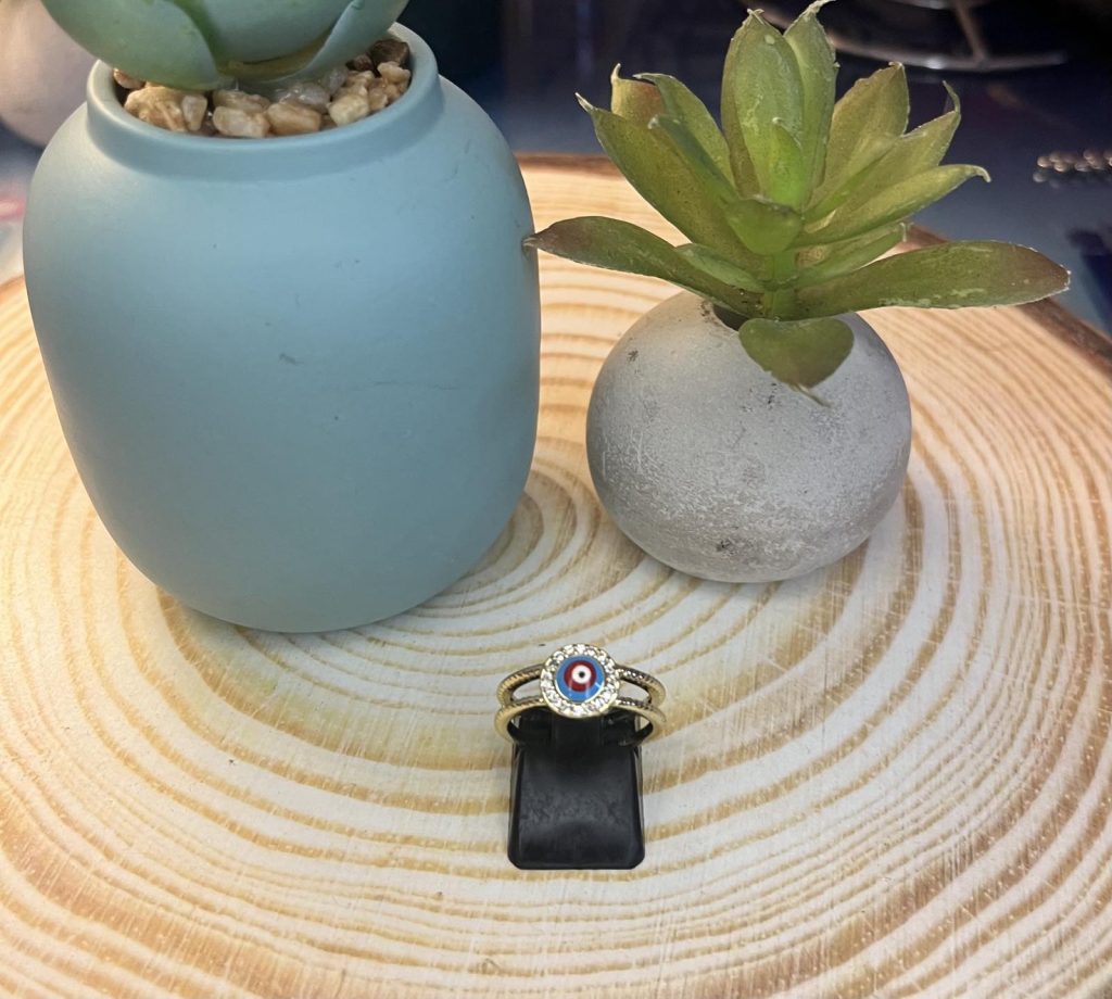 ✨ UShine.gr: Ατσάλινο δαχτυλίδι μάτι με γαλάζιο σμάλτο & μοντέρνα καμπύλη No 1452