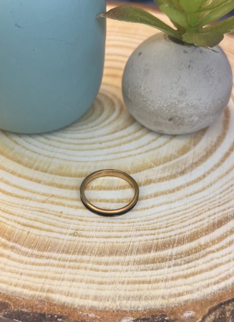 ✨ UShine.gr: Ατσάλινο Οβάλ Δαχτυλίδι με Μαύρο Σμάλτο No 1454