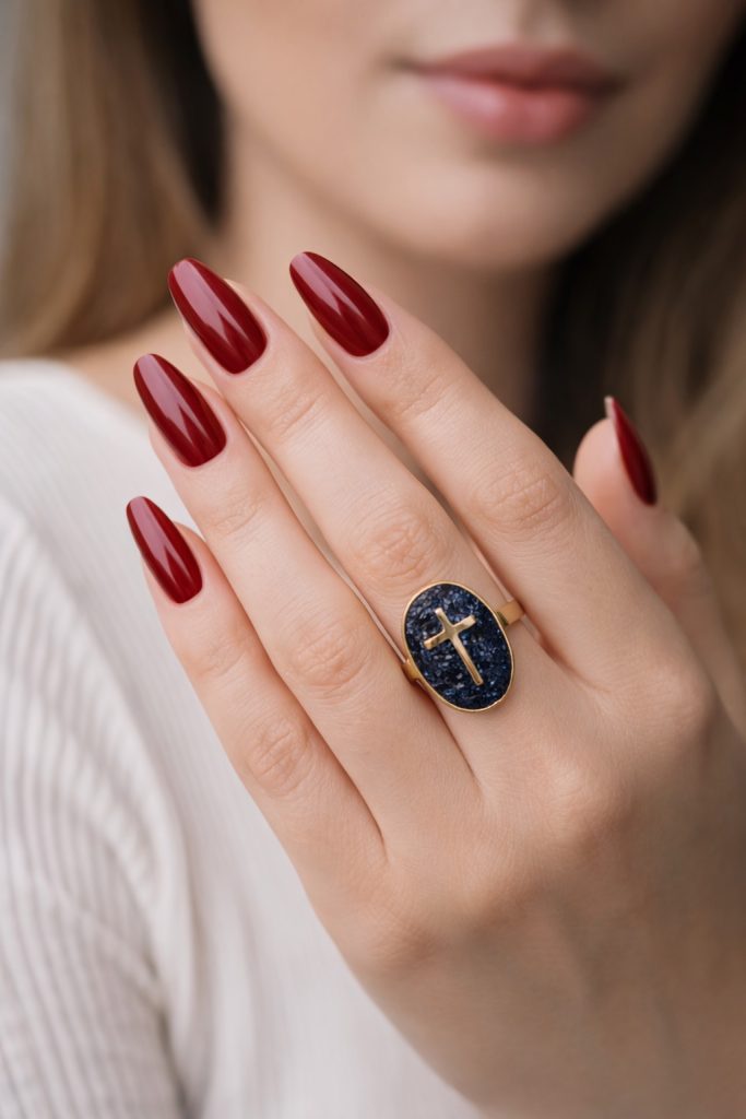 ✨ UShine.gr: Ατσάλινο δαχτυλίδι οβάλ με σταυρό & μπλε κρύσταλλο No 1455