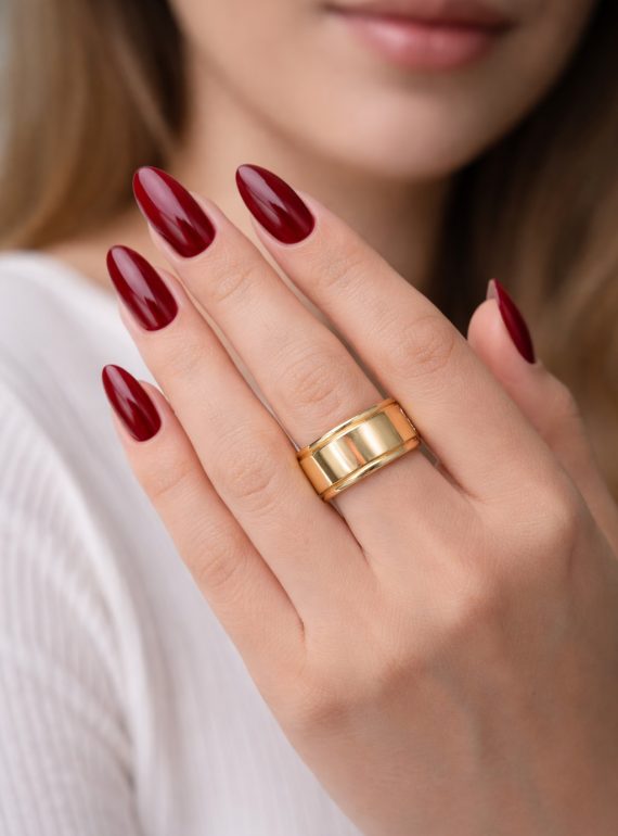 ✨ UShine.gr: Ατσάλινο δαχτυλίδι φαρδιάς γραμμής σε χρυσό τόνο No 1456