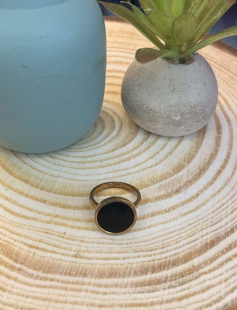 ✨ UShine.gr: Ατσάλινο δαχτυλίδι οβάλ με μαύρο σμάλτο No 1457