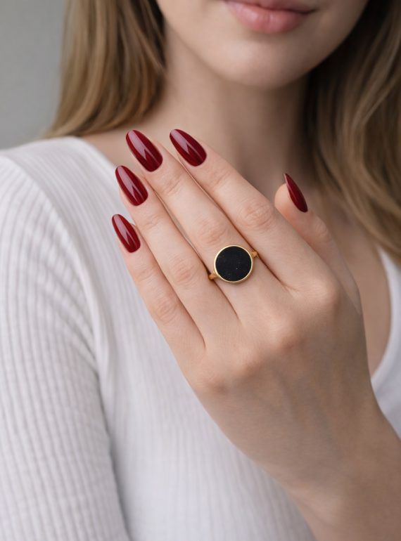 ✨ UShine.gr: Ατσάλινο δαχτυλίδι οβάλ με μαύρο σμάλτο No 1457