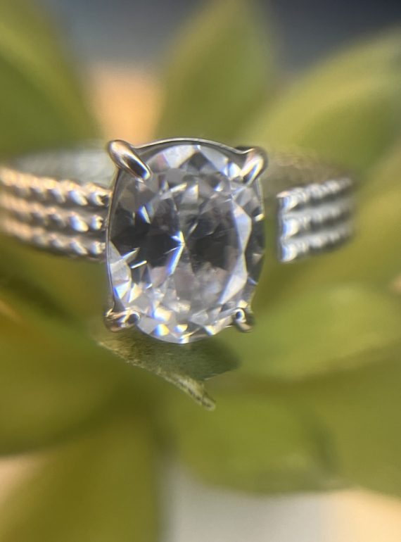 ✨ UShine.gr: Ατσάλινο Δαχτυλίδι Solitaire με Πλεκτή Βάση & Ζιργκόν No 3004