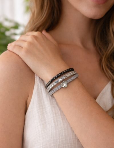 ✨ UShine.gr: Γυναικείο βραχιόλι πολλαπλών σειρών με καρδιά & διακοσμητικά στοιχεία No 1502